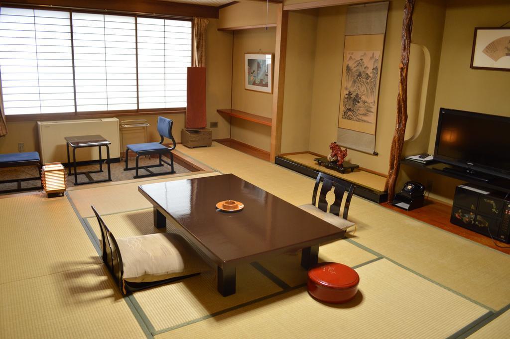 传统日式旅馆 汤本雅旅馆 松本